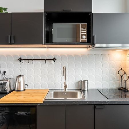 Le Cocon Des Artistes Apartman Lyon Kültér fotó