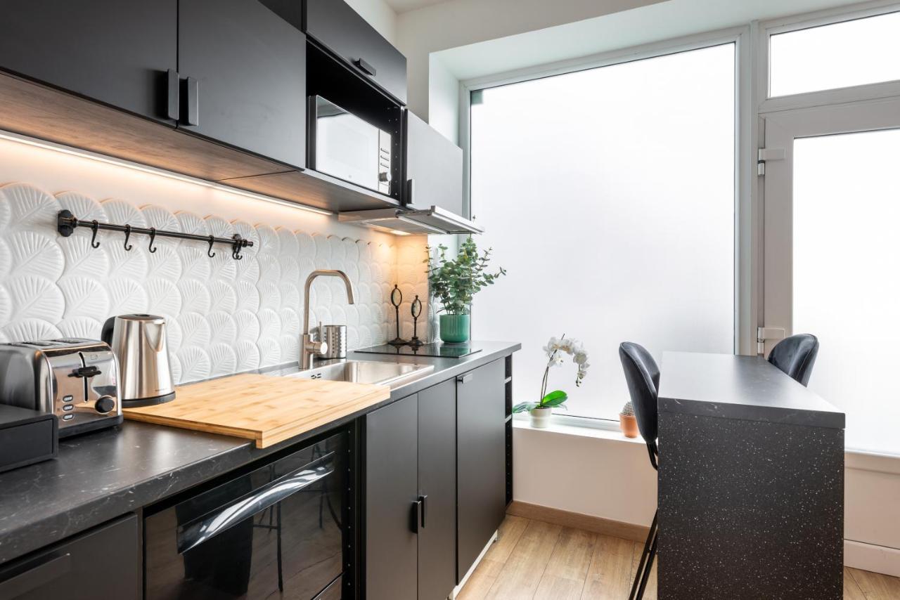 Le Cocon Des Artistes Apartman Lyon Kültér fotó